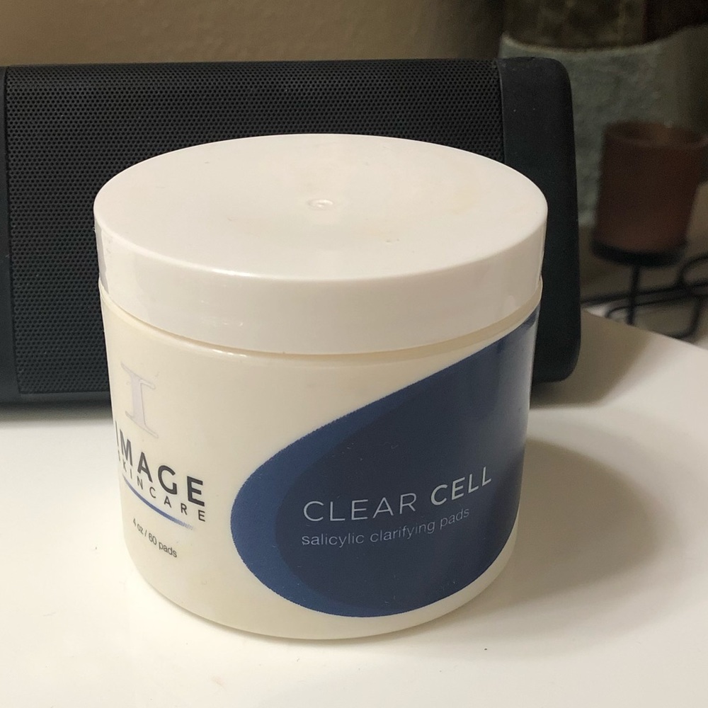 CLEAR CELL salicylic clarifying pads